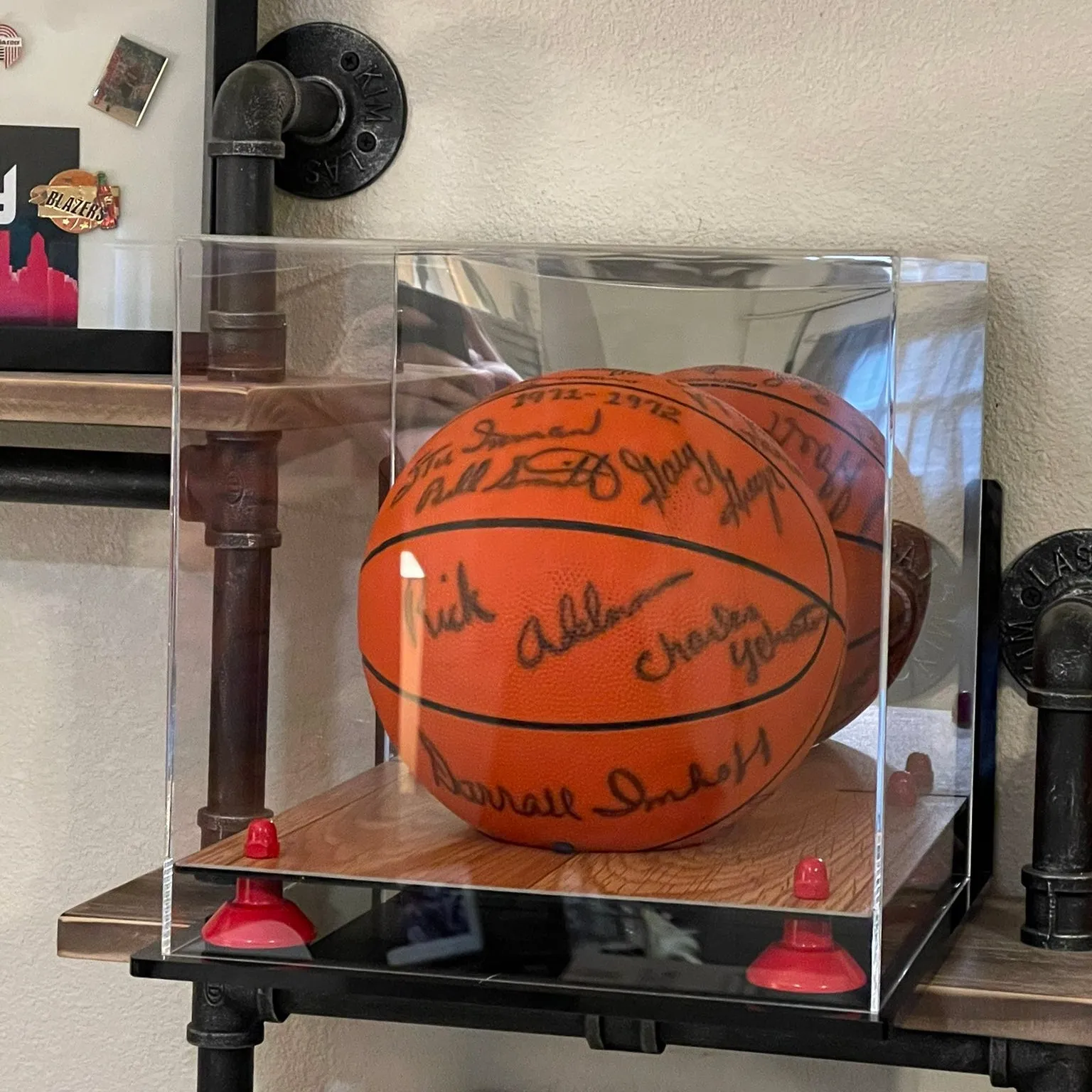 Acrylic Full Size Basketball Display Case - Mirror no Wall Mounts (B01/A001)