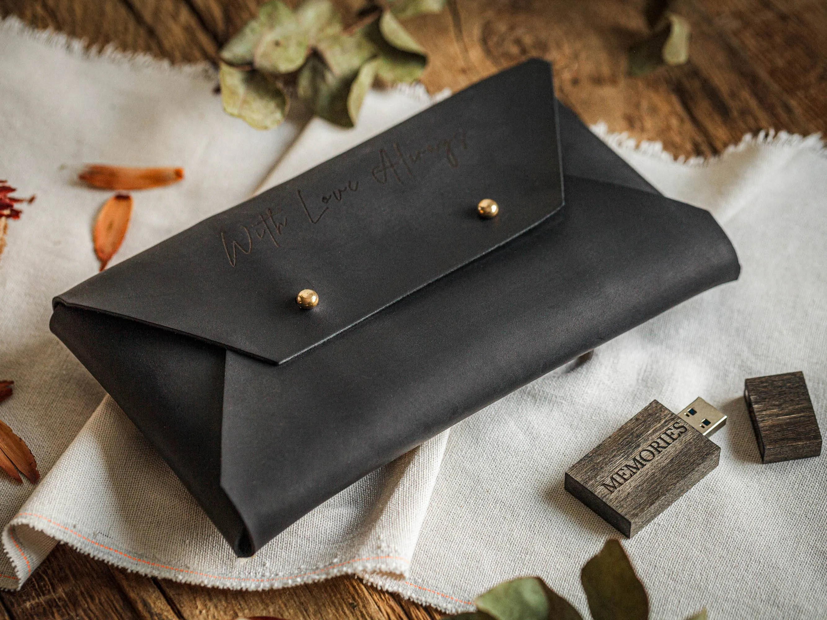 Customized Leather Envelope for Photos, Envelope Photo Pouch for Wedding Photographer