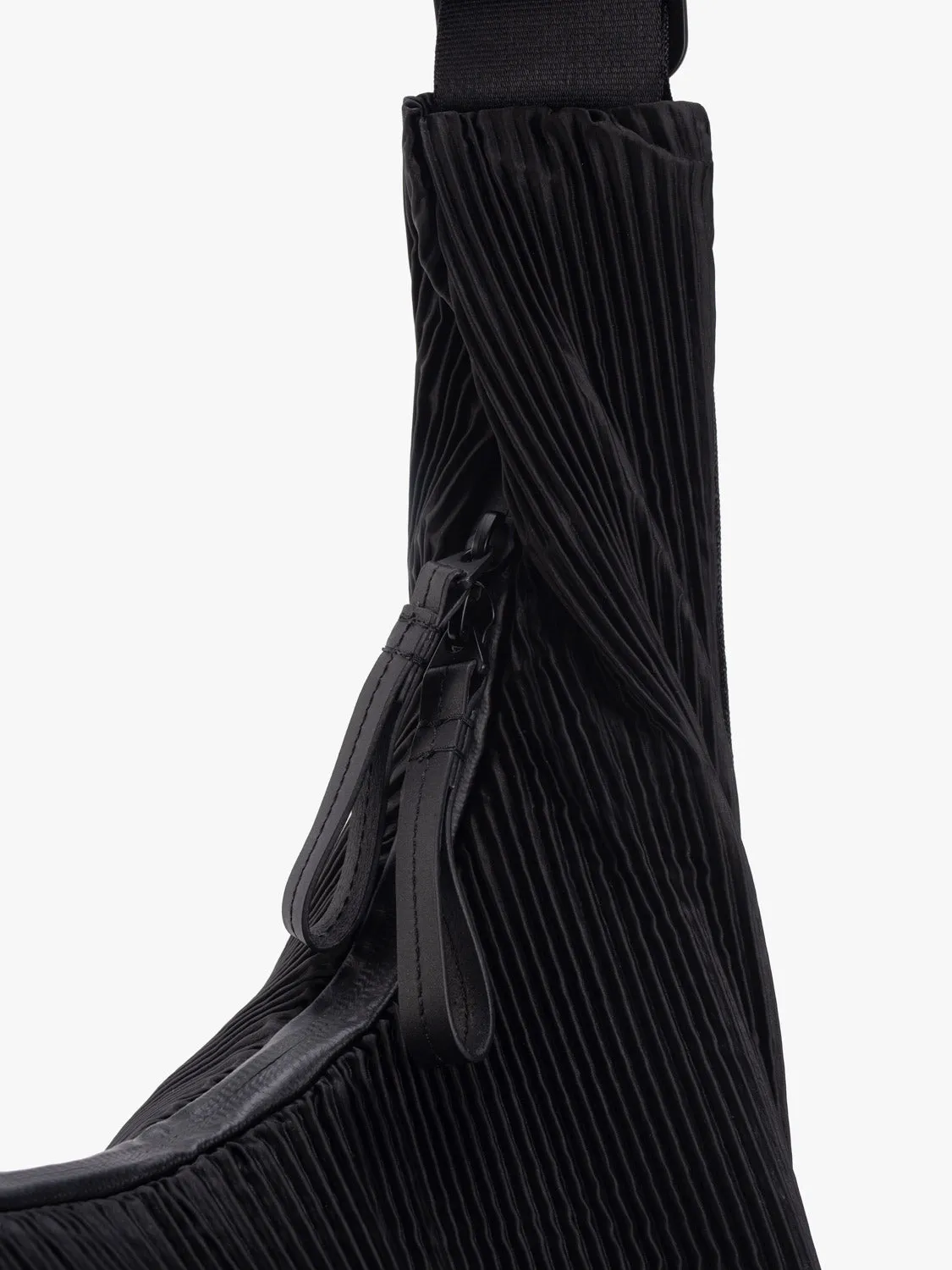 Hyco S Pleated Black Bag