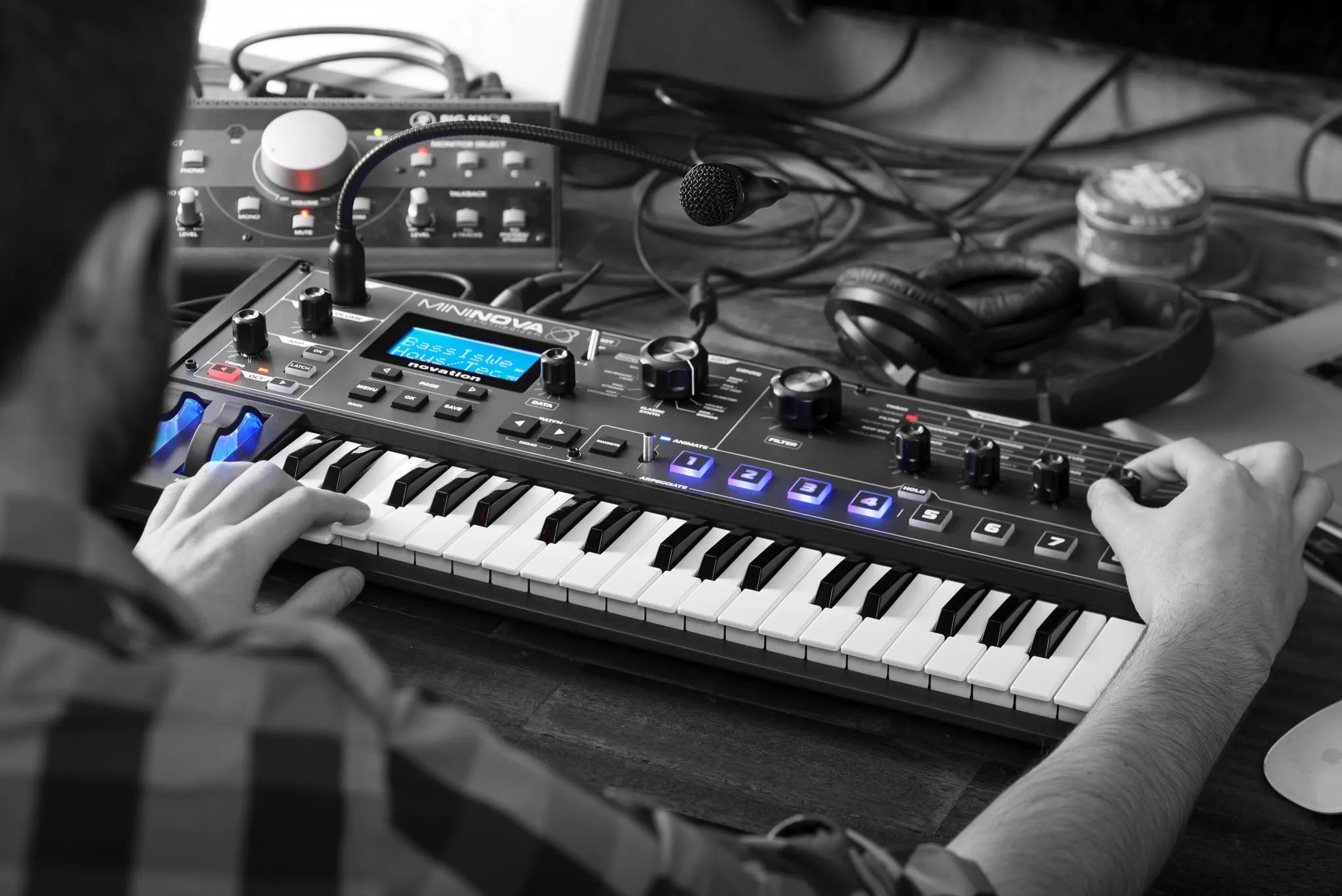 Novation MiniNova