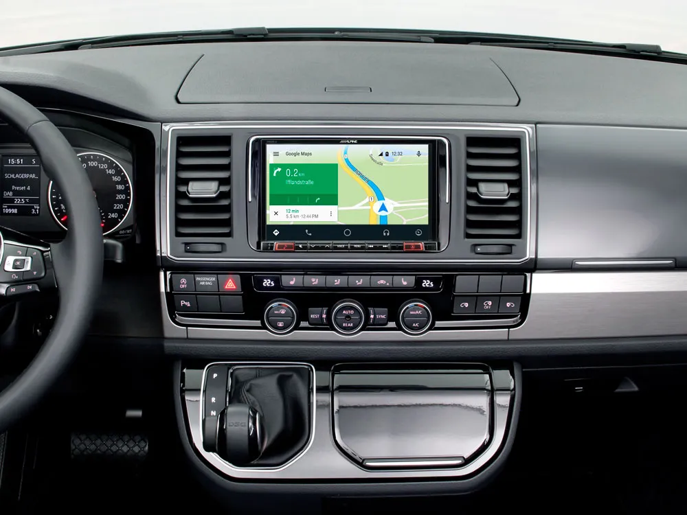 Pažangi navigacinė sistema Alpine X802D-U, 2-DIN, USB, HDMI, BLUETOOTH, Apple CarPlay ir Android Auto